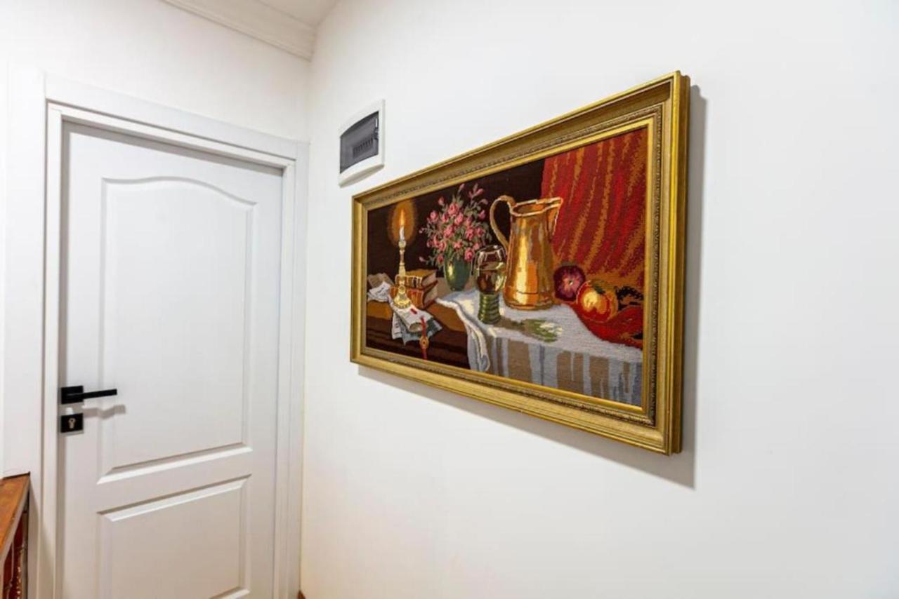 Historical 4-Br Home Steps From Besiktas Stadium & Bosphorus Views - Prime Nisantasi Location! Κωνσταντινούπολη Εξωτερικό φωτογραφία