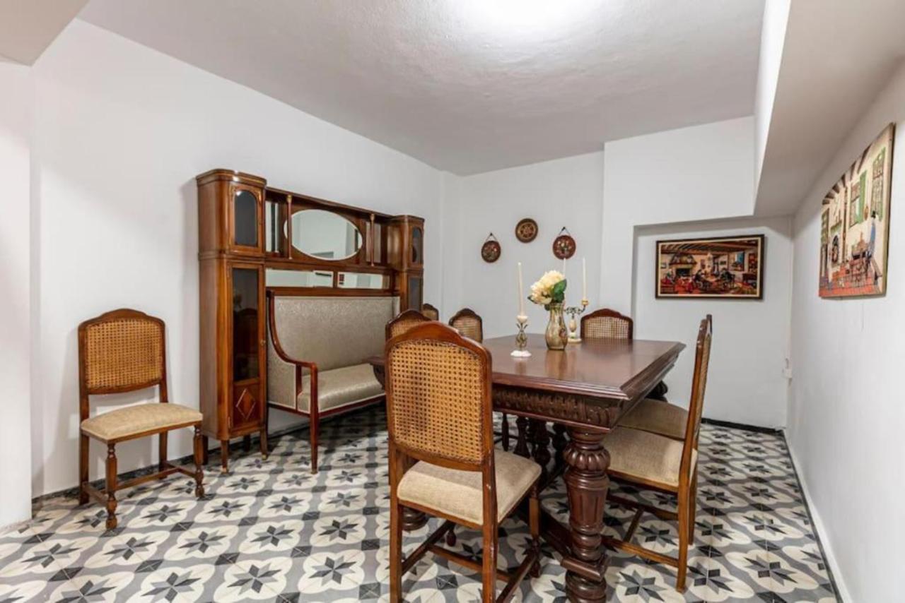 Historical 4-Br Home Steps From Besiktas Stadium & Bosphorus Views - Prime Nisantasi Location! Κωνσταντινούπολη Εξωτερικό φωτογραφία
