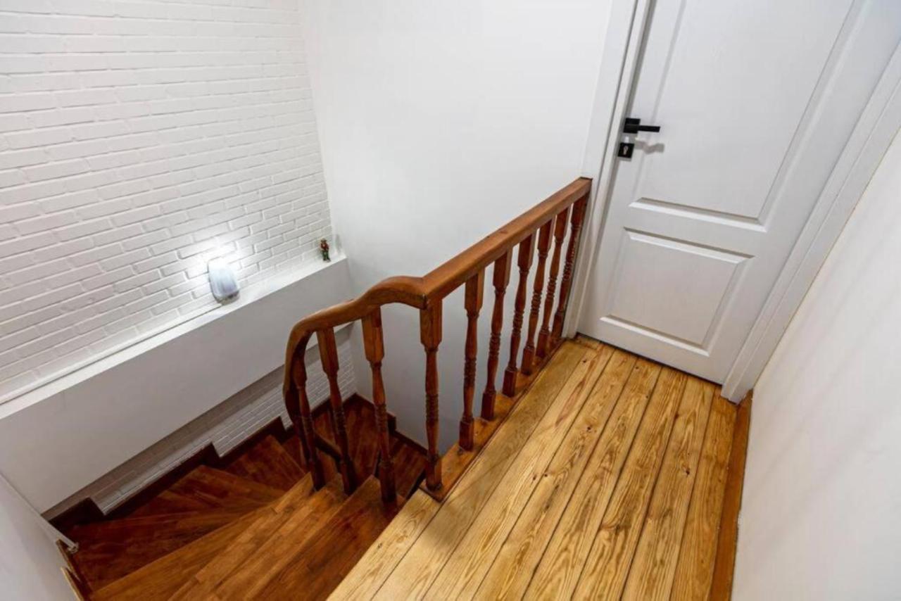 Historical 4-Br Home Steps From Besiktas Stadium & Bosphorus Views - Prime Nisantasi Location! Κωνσταντινούπολη Εξωτερικό φωτογραφία